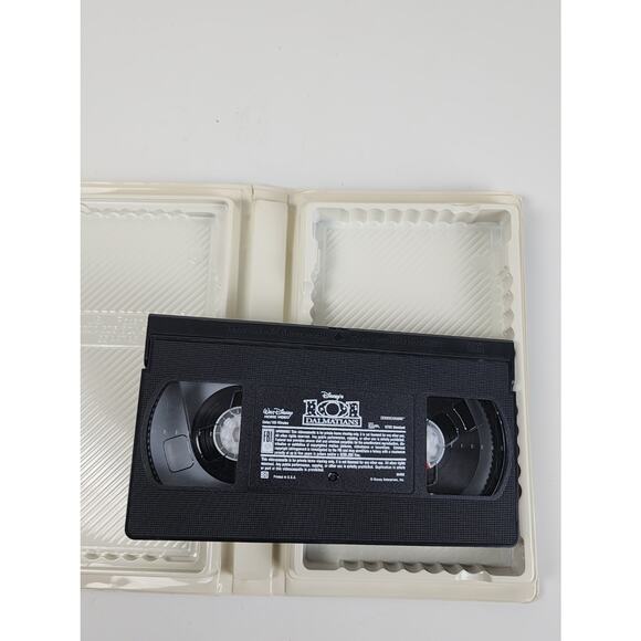 Vintage 1996 Disney's 101 Dalmatians Live Action w/ Glen Close VHS Movie - Picture 6 of 7